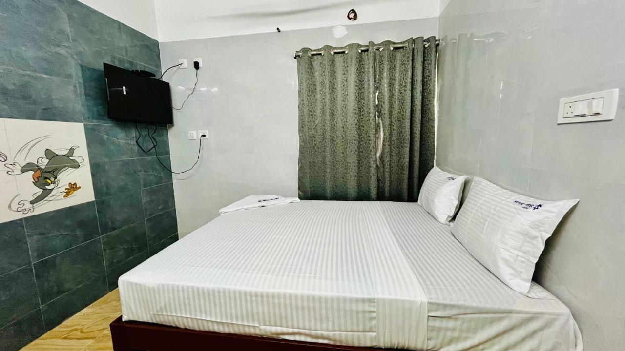 Hotel Star Nivas, Srirangam Tiruchirappalli Extérieur photo